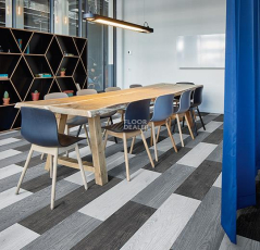 Forbo Flotex Wood planks 151003 Silver Wood фото 3 | FLOORDEALER